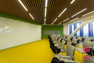 microsoft large meeting room design